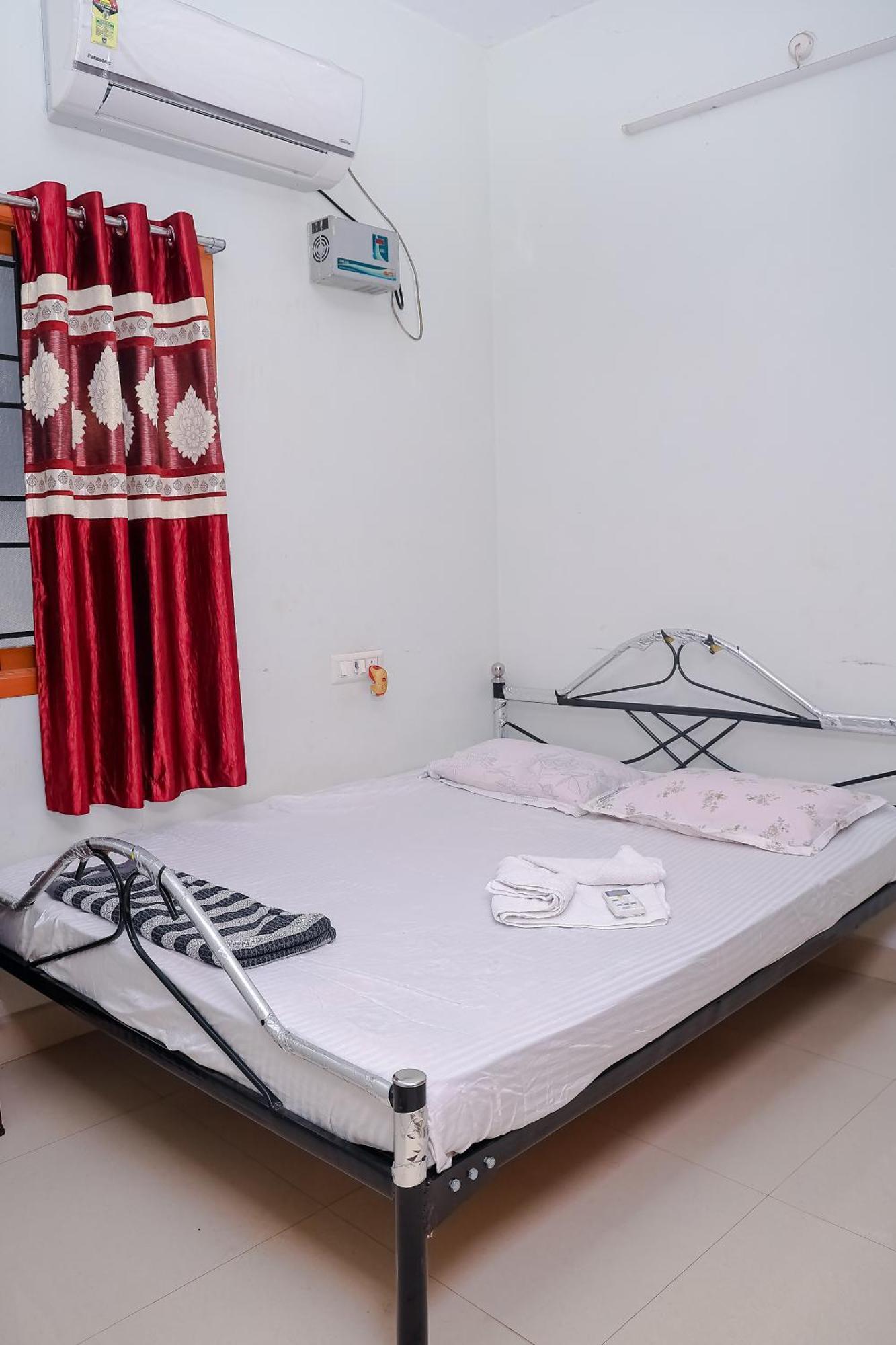 Fiona Homestay Chennai Bagian luar foto