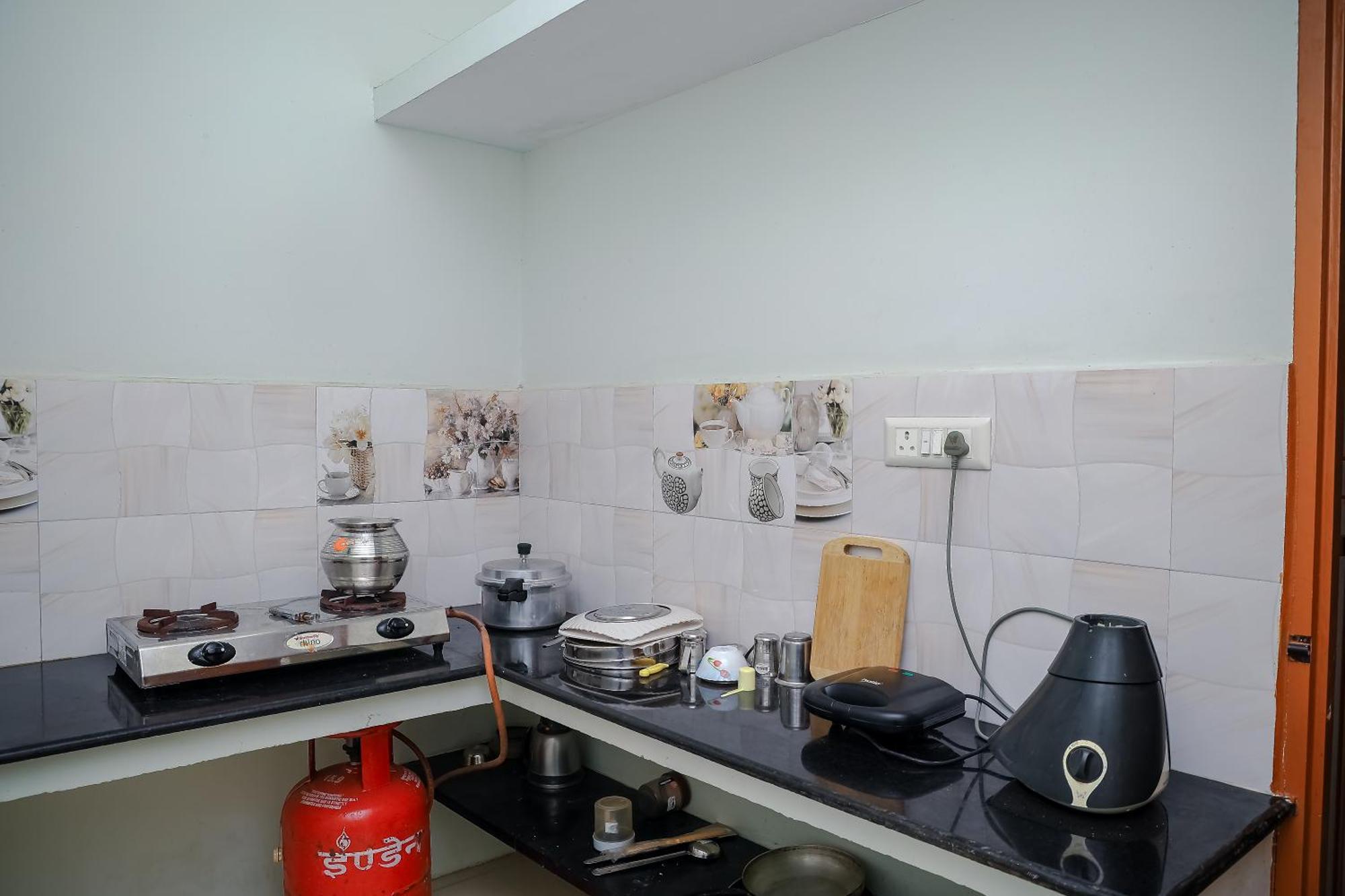 Fiona Homestay Chennai Bagian luar foto